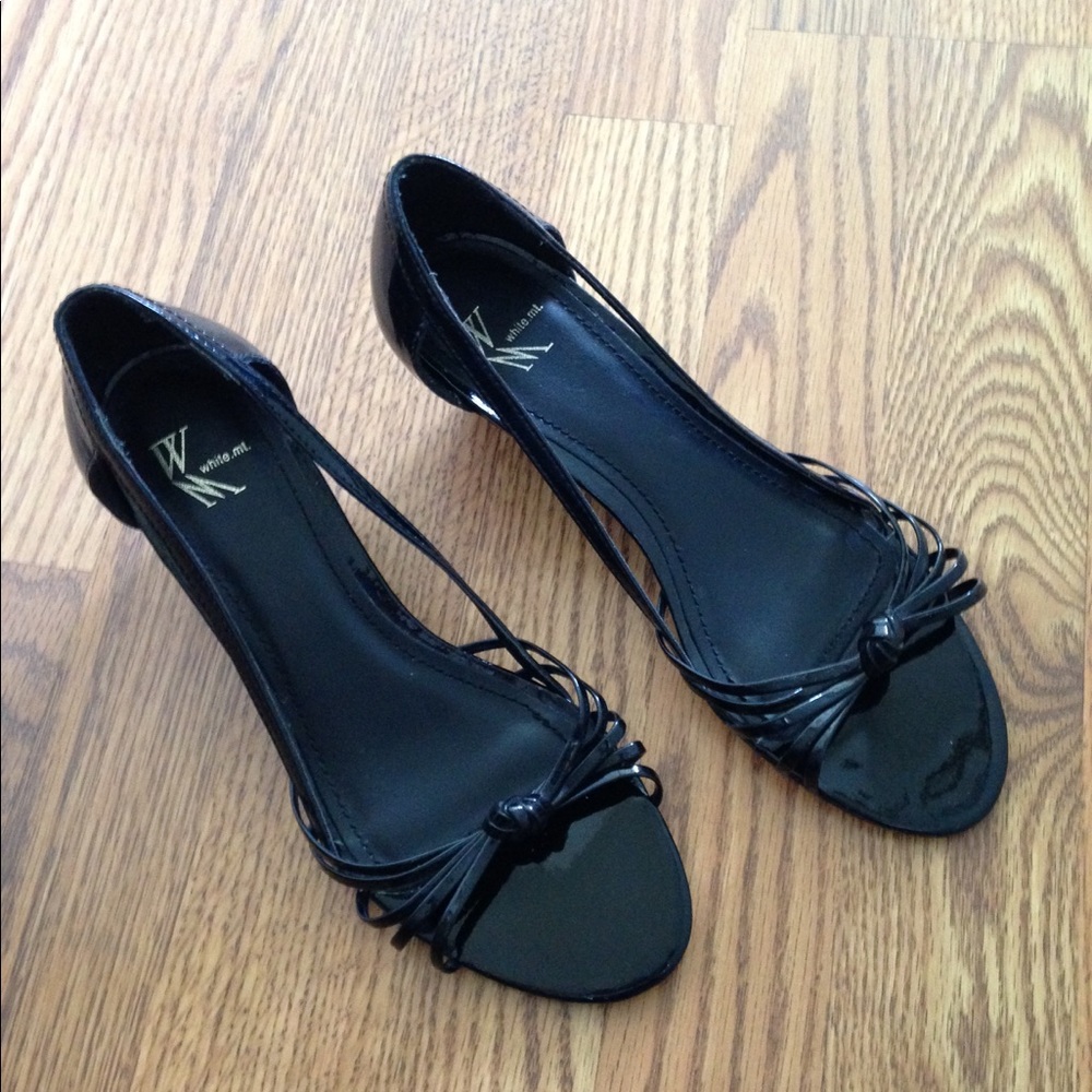 Black Elegant Wedges
